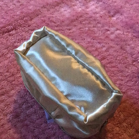 NEW DRESSY SATIN DIOR CLUTCH/COSMETIC CASE - Picture 6 of 8